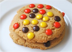 Reese's Pieces Peanut Butter Cookies