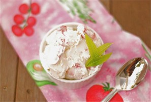 Strawberry Lemon Verbena Ice Cream