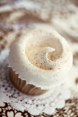 Snickerdoodle cupcakes