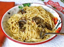 Quick Mushroom & Bacon Carbonara via The Naptime Chef