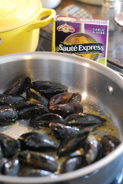 Mussels with Linguine