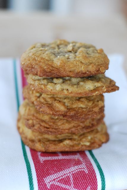 Eggnog Oatmeal Cookies