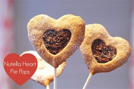 Nutella Heart Pie Pops