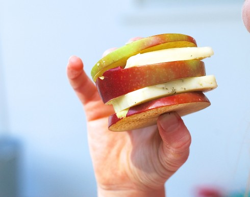 Apple Slice with Cheese