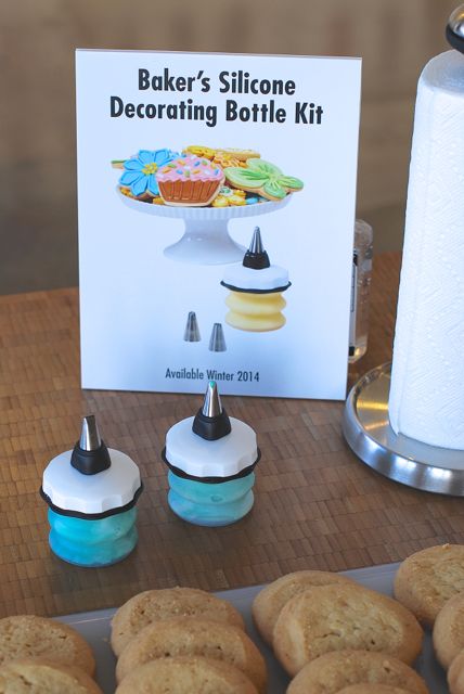 OXO Decorating Kit