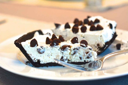 No Bake Chocolate Chip Cheesecake