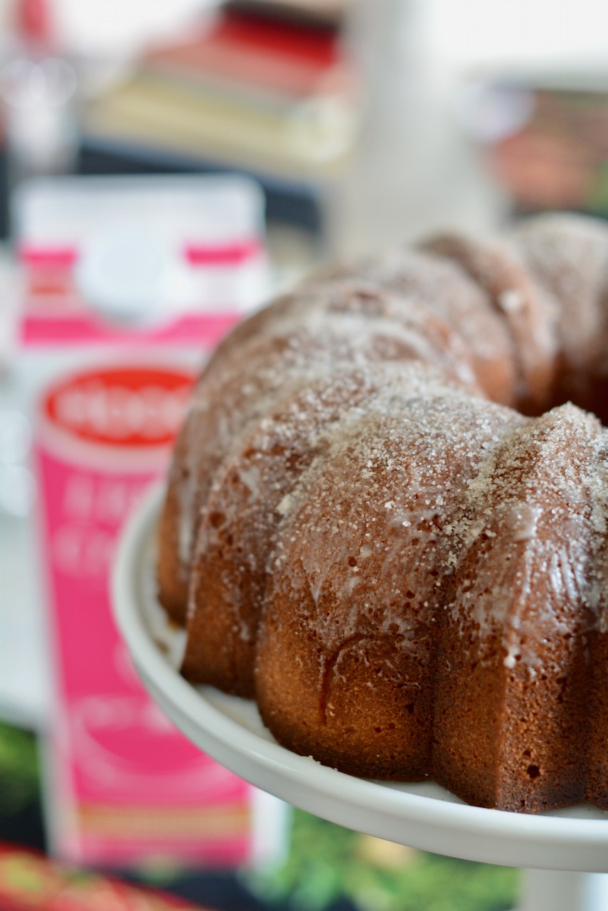 Snickerdoodle Cream Bundt Cake