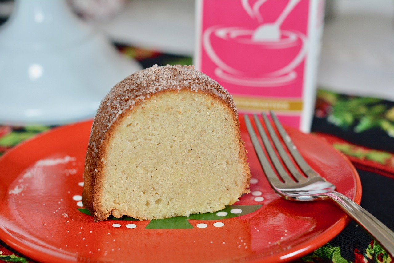 Snickerdoodle Cream Bundt Cake