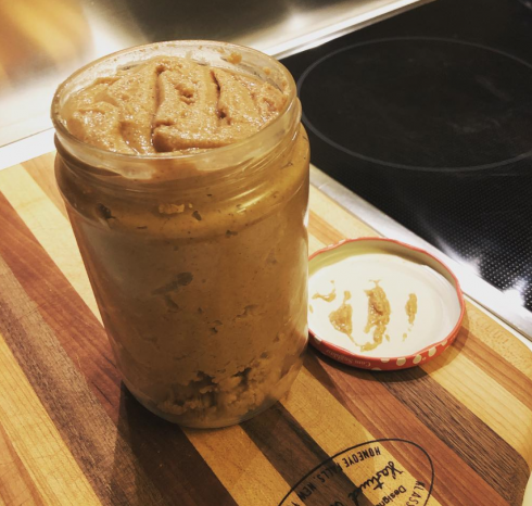 Homemade Cinnamon Peanut Butter